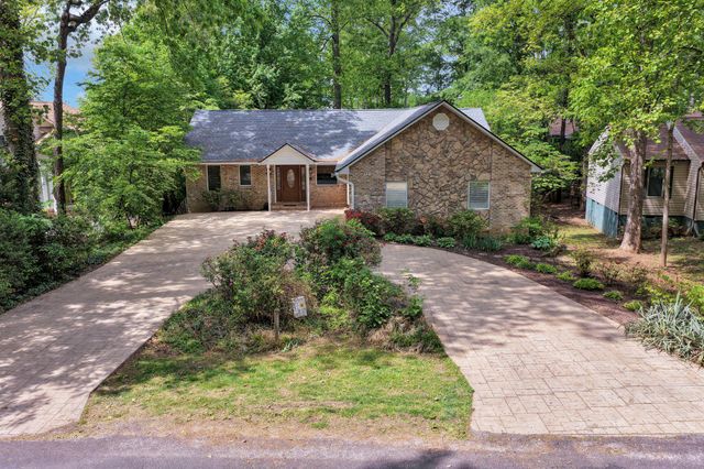 110 FEDERAL RD, Locust Grove, VA 22508