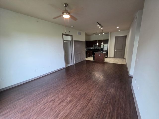 3616 Richmond 2403, Houston, TX 77046
