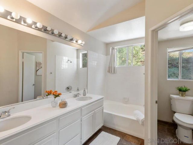 417 Sanibelle Circle 91, Chula Vista, CA 91910