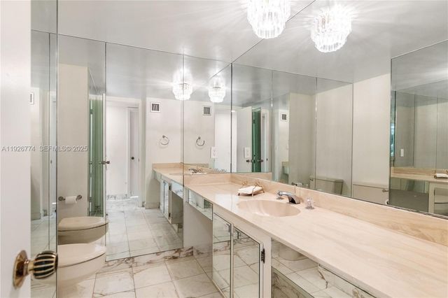 2751 S Ocean Dr 208S, Hollywood, FL 33019