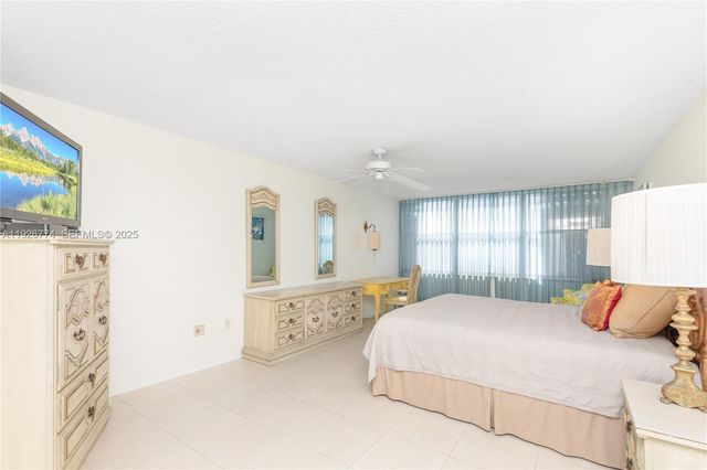 2751 S Ocean Dr 208S, Hollywood, FL 33019