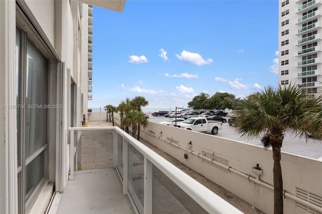 2751 S Ocean Dr 208S, Hollywood, FL 33019