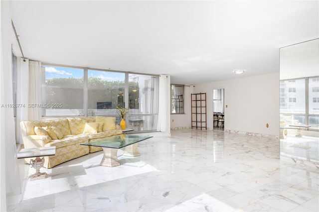 2751 S Ocean Dr 208S, Hollywood, FL 33019