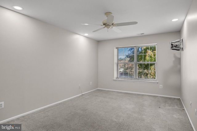 3302-B RAMSBURY CT, Mount Laurel, NJ 08054
