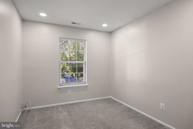 3302-B RAMSBURY CT, Mount Laurel, NJ 08054