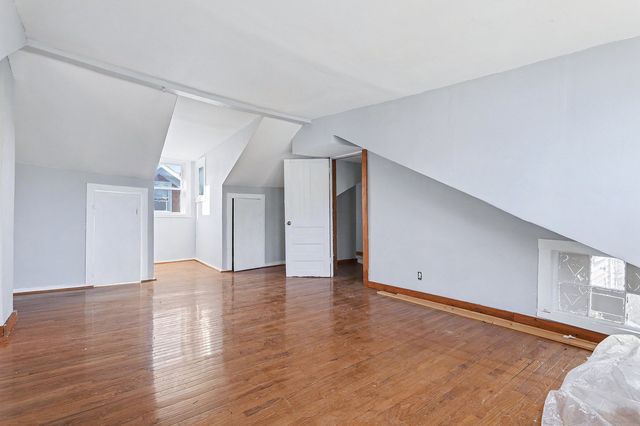 541 4th Avenue, Aurora, IL 60505