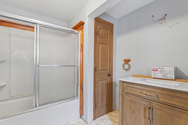 541 4th Avenue, Aurora, IL 60505