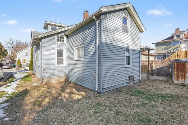 541 4th Avenue, Aurora, IL 60505