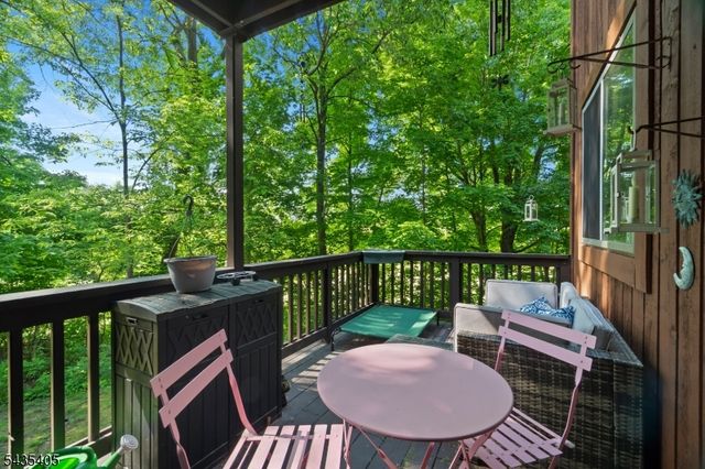 3 Port Royal Dr 3, Vernon Twp., NJ 07462