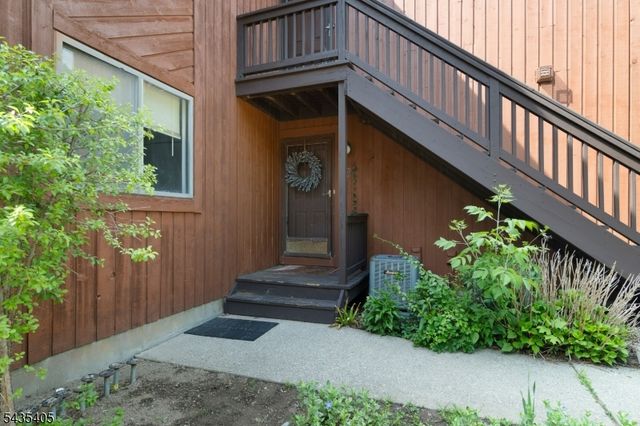 3 Port Royal Dr 3, Vernon Twp., NJ 07462