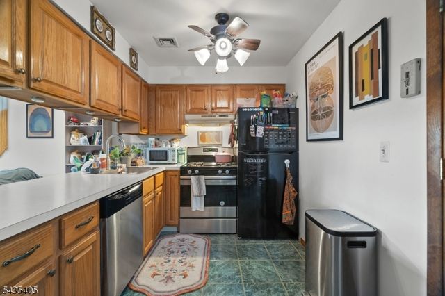3 Port Royal Dr 3, Vernon Twp., NJ 07462