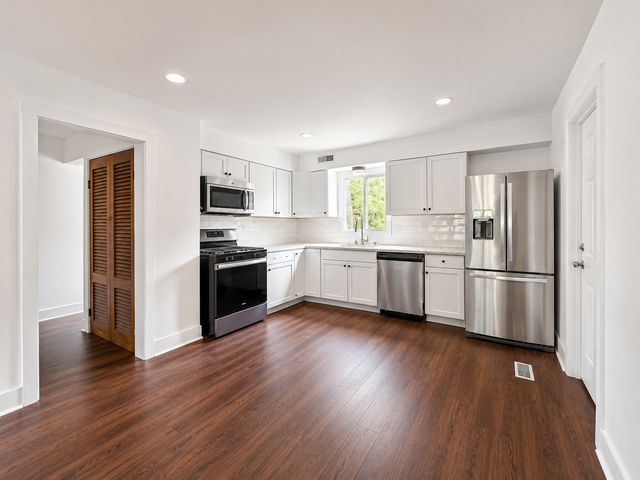 254 Thornhurst Road, Bolingbrook, IL 60440