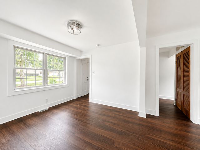 254 Thornhurst Road, Bolingbrook, IL 60440