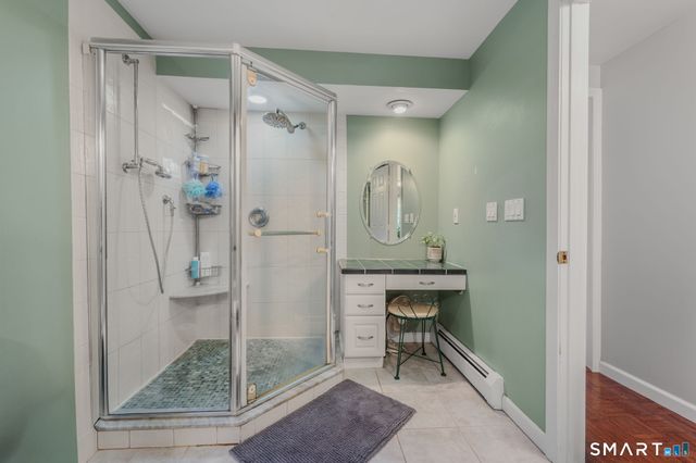 35 Pepperbox Road, Waterford, CT 06385