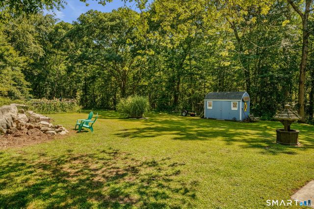 35 Pepperbox Road, Waterford, CT 06385