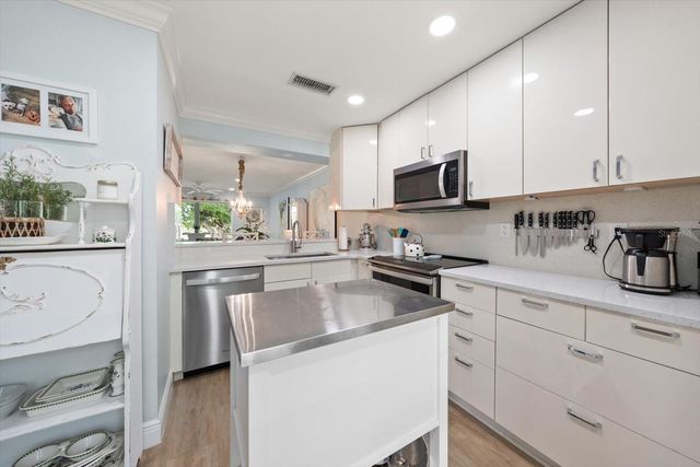 2130 GULF VIEW BOULEVARD 2130, Dunedin, FL 34698