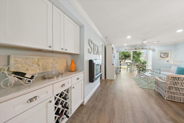 2130 GULF VIEW BOULEVARD 2130, Dunedin, FL 34698