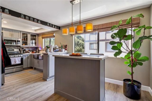 1832 Oak Tree Drive 13, Los Angeles, CA 90041