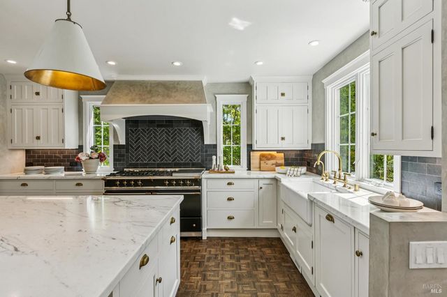 1616 Grand Ave, San Rafael, CA 94901