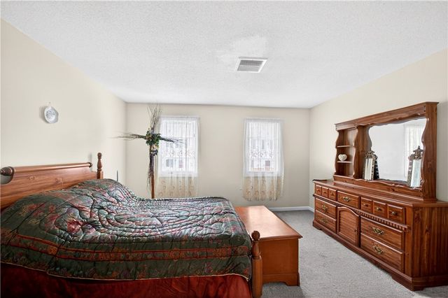 39 Dale Avenue B, Johnston, RI 02919