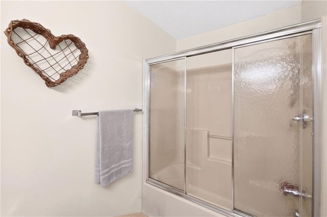 39 Dale Avenue B, Johnston, RI 02919