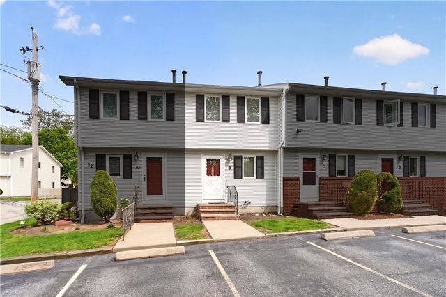 39 Dale Avenue B, Johnston, RI 02919