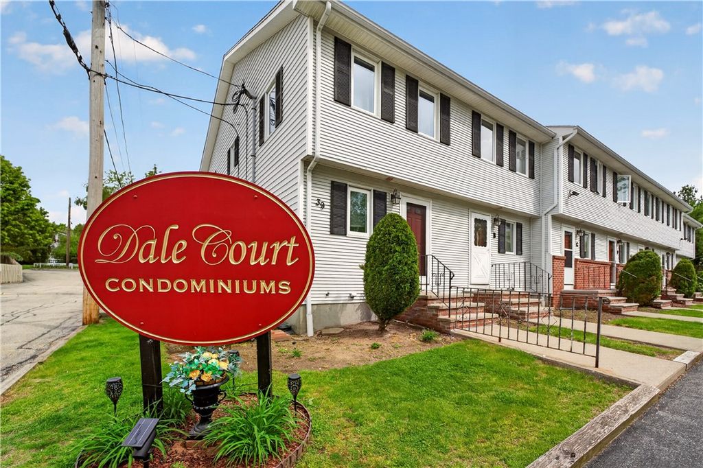 39 Dale Avenue B, Johnston, RI 02919