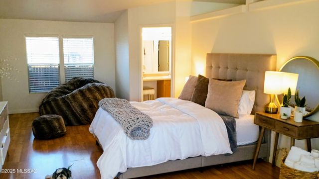 1449 W Hualpai Road, Tucson, AZ 85745