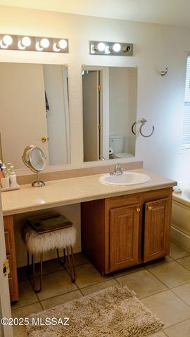 1449 W Hualpai Road, Tucson, AZ 85745