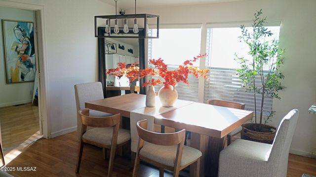 1449 W Hualpai Road, Tucson, AZ 85745