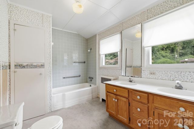 783 Skyland Drive, Sylva, NC 28779