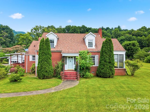 783 Skyland Drive, Sylva, NC 28779