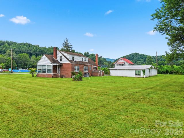 783 Skyland Drive, Sylva, NC 28779