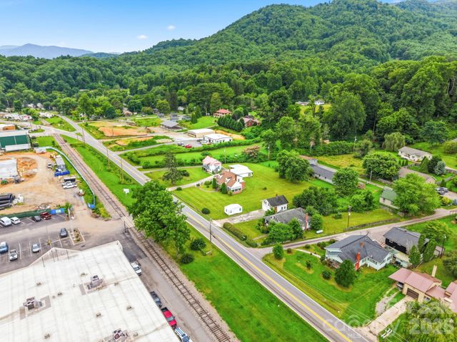 783 Skyland Drive, Sylva, NC 28779