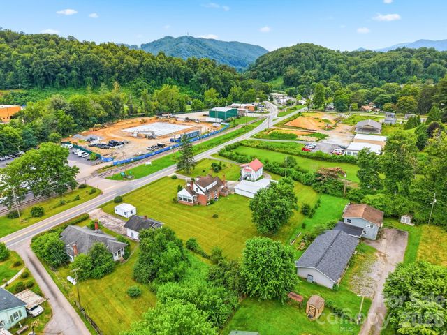 783 Skyland Drive, Sylva, NC 28779