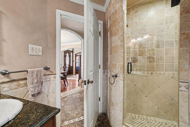 7918 Duncansby Vale Road, Houston, TX 77095