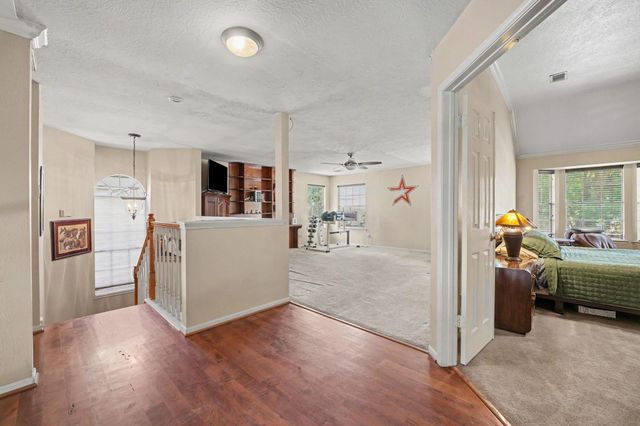 7918 Duncansby Vale Road, Houston, TX 77095