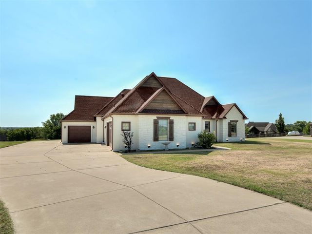 3682 Winding Ridge Drive, Blanchard, OK 73010