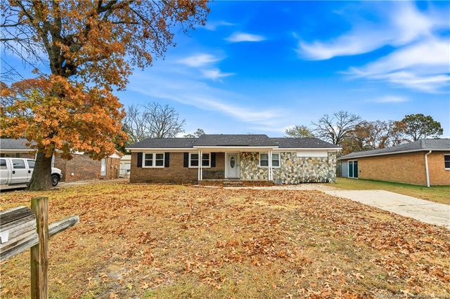 1633 Cawdor Drive, Fayetteville, NC 28304