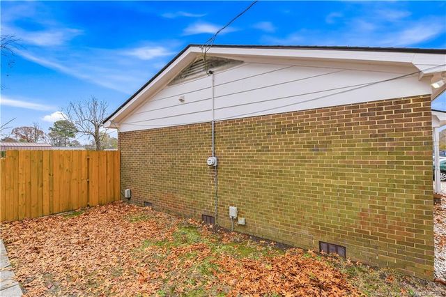 1633 Cawdor Drive, Fayetteville, NC 28304