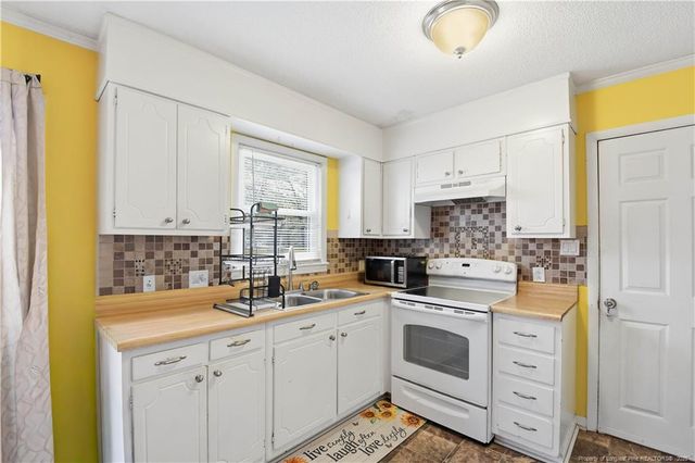 1633 Cawdor Drive, Fayetteville, NC 28304