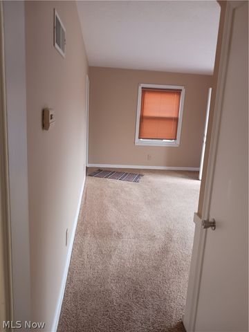 3866 Huntmere Avenue, Youngstown, OH 44515