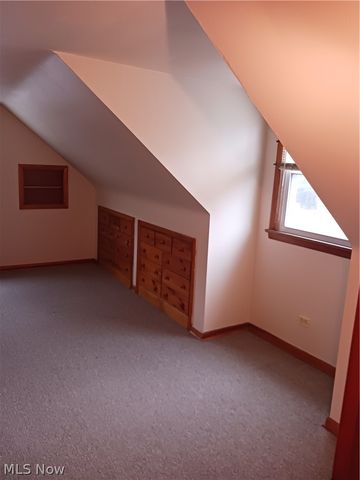 3866 Huntmere Avenue, Youngstown, OH 44515