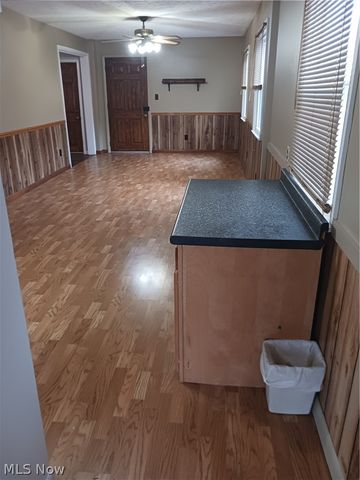 3866 Huntmere Avenue, Youngstown, OH 44515