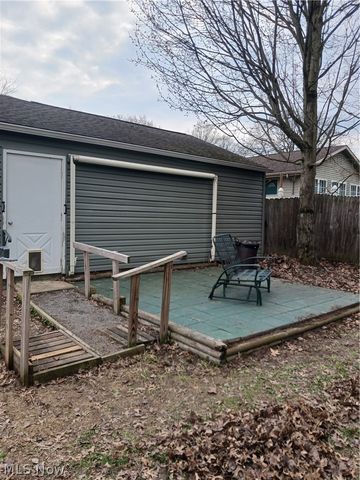 3866 Huntmere Avenue, Youngstown, OH 44515