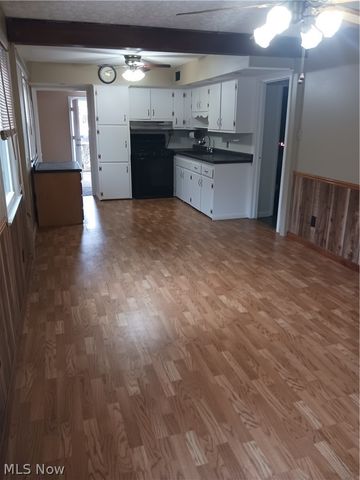 3866 Huntmere Avenue, Youngstown, OH 44515