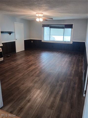 3866 Huntmere Avenue, Youngstown, OH 44515