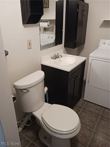 3866 Huntmere Avenue, Youngstown, OH 44515