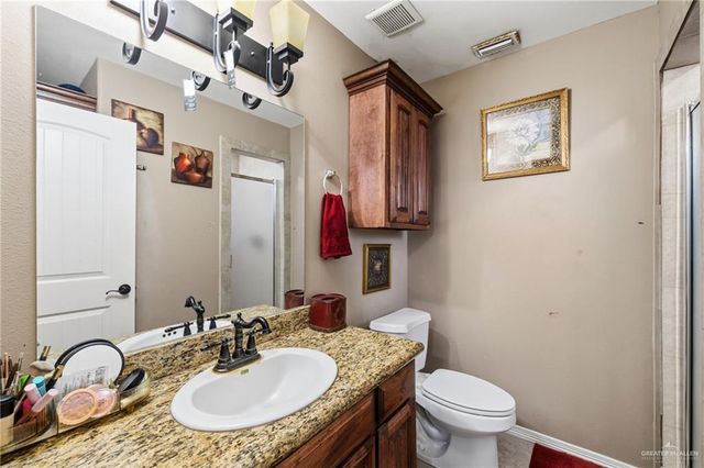 816 E Azucar Avenue, Pharr, TX 78577
