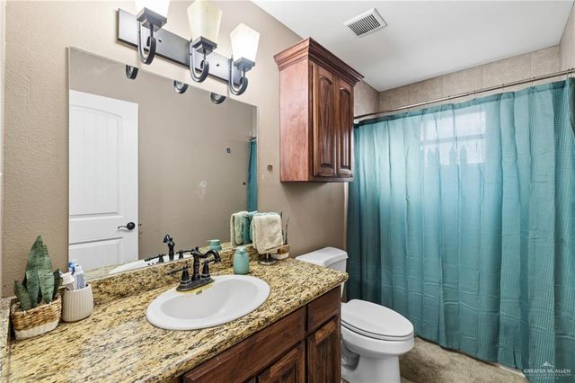 816 E Azucar Avenue, Pharr, TX 78577